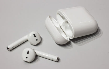 Apple’s new AirPods High Quality Airpods ,  Full Day Bettrey Timing